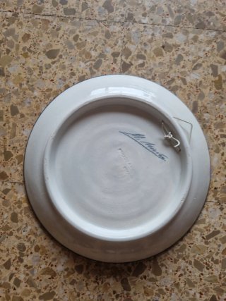 Plato de cerámica decorado