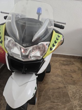 Moto Guardia Civil a Batería