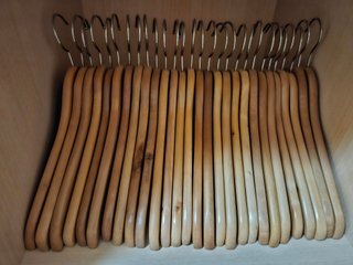 Lote 129 Perchas Madera IKEA/Carrefour