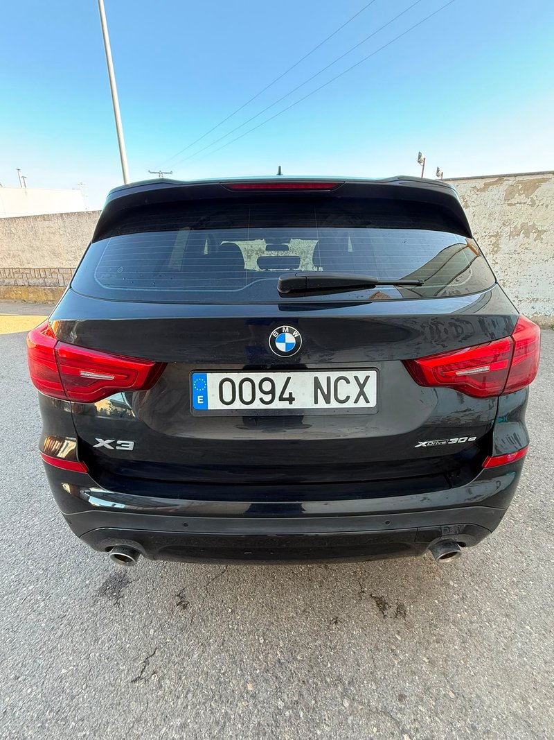 BMW X3 xDrive30e xLine (2020) - foto 1