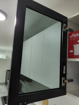 Puertas cristal negras IKEA con tiradores