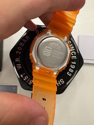 Reloj G-Shock Naranja y Negro