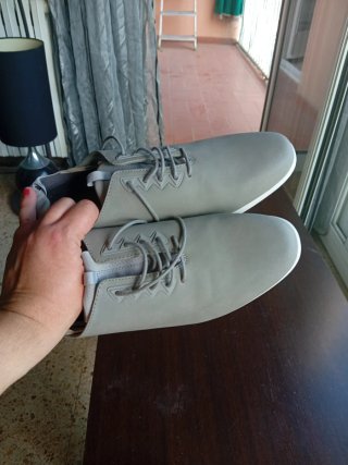 Zapatos Zara grises