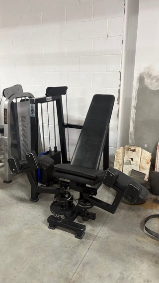Máquina Adductor Adan Sport