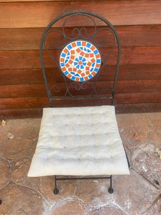 Mesa y 2 sillas forja mosaico jardín
