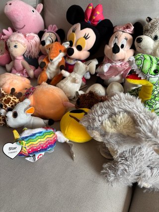 Lote de peluches variados