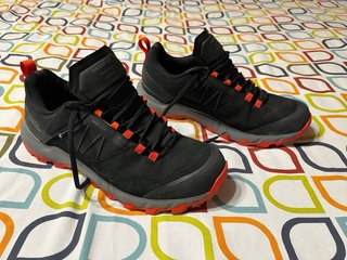 Zapatillas Trekking Quechua MH500 WTP Negro/Naranj