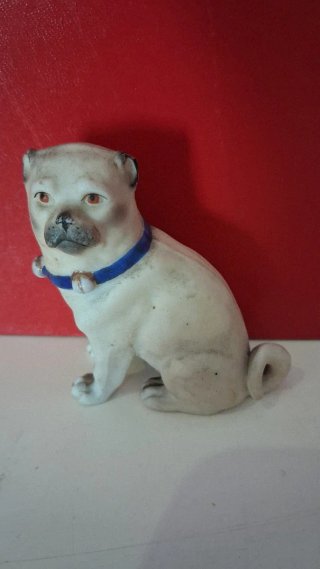 Perro Carlino (Pug) de Biscuit Porcelana