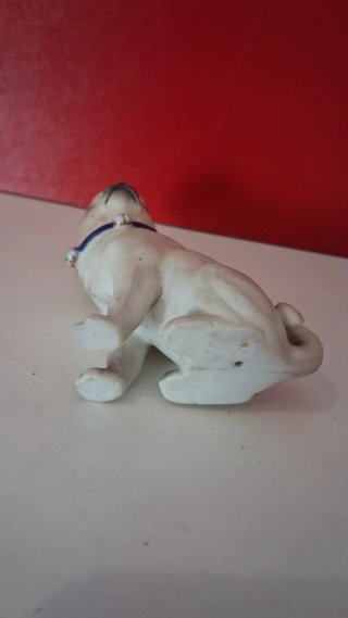 Perro Carlino (Pug) de Biscuit Porcelana