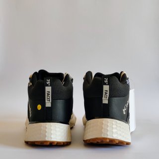 44 - Columbia Facet 75 Mid OutDry - Botas - Negro
