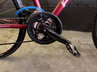 Bicicleta Focus Cross Series Roja