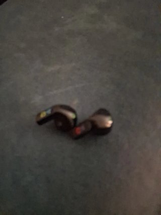 Auriculares gaming negros y multicolor