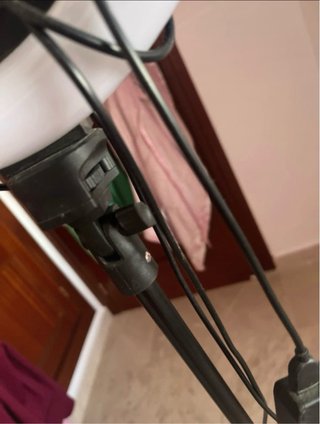 Aro de luz LED con soporte para móvil