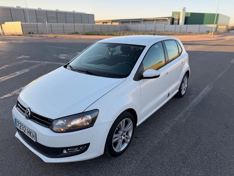 Volkswagen Polo 2012 - foto 1