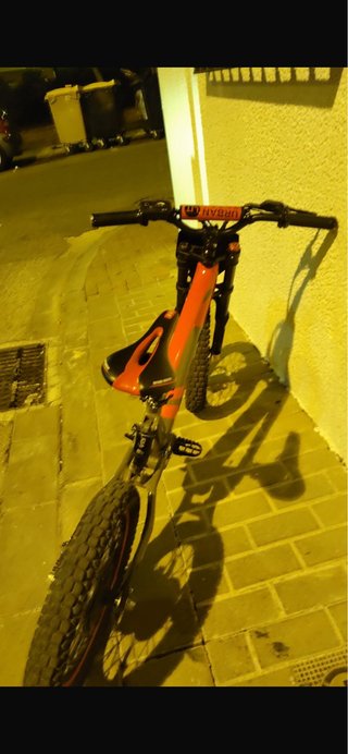 Bicicleta eléctrica de 18 pulgadas