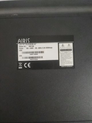 Televisor AIRIS 32 Negro y Plata