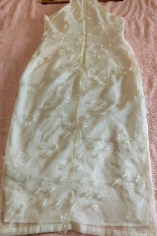 Vestido de ceremonia beis hueso talla 40