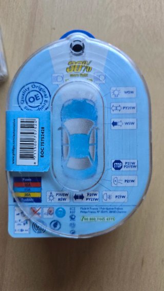 Caja de fusibles y bombillas Philips