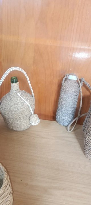 Lote Artesanía Cestas y Botellas