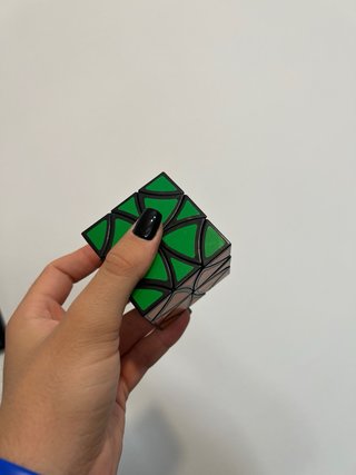 Lote 18 cubos Rubik formas + regalo puzle madera