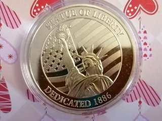 Moneda The Brooklyn Bridge New York City