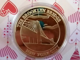 Moneda The Brooklyn Bridge New York City
