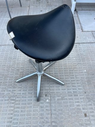 Camilla eléctrica profesional Ecopostural – LINAK