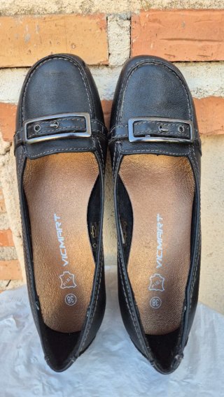 Zapatos Vicmart Negros Talla 38