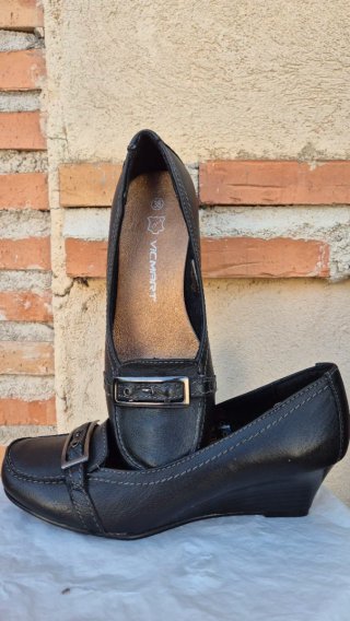 Zapatos Vicmart Negros Talla 38