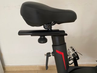 Bicicleta Spinning Toputure Magnética