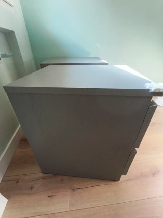 Mesillas de noche grises Ikea Malm (2 unidades)