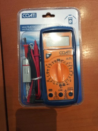 Lote 4 herramientas eléctricas y 3 multimetros