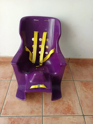 Silla bici para bebé morada