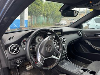 clase A 220 Amg 4 matic