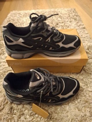 Zapatillas Asics Negras