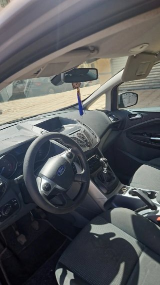 Ford Grand C-MAX 2012