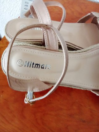 Sandalias cuña beige/doradas HITMARS talla 40