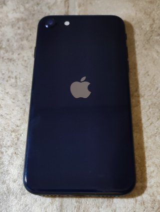 Apple iPhone SE 2022 (3a Gen) 64GB