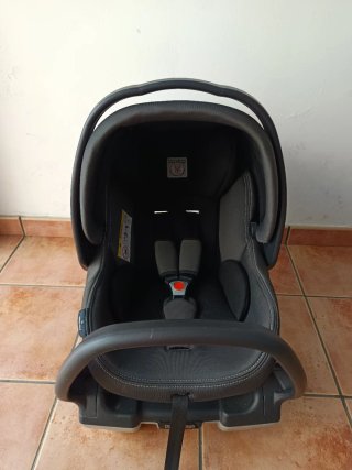 Base e seggiolino auto per bambini Peg Perego