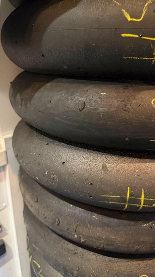 Neumáticos PIRELLI Diablo Superbike