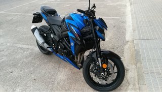 Suzuki GSX-S750 Naked Azul/Negra