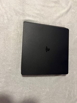 PS4 Slim + 2 mandos originales