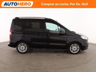 Ford Tourneo Courier 1.5 TDCi Titanium