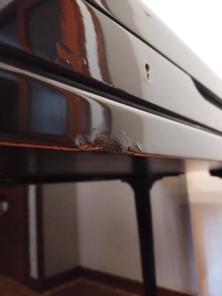 Piano Acústico Negro