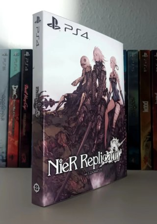 Funda Plastificada Nier Replicant