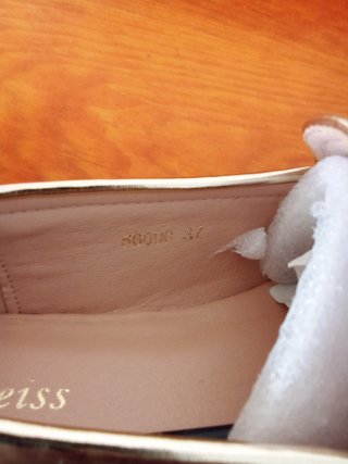 Mocasines dorados mujer con flecos