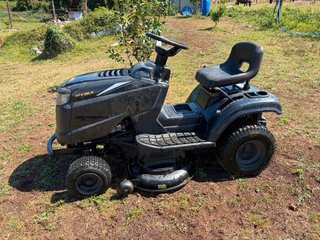 Tractor cortacésped Alpina RT3 98 A