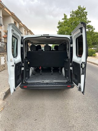 Renault Trafic Combi 2.0 dCi 120CV - 2020 9 plazas
