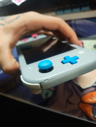 Nintendo Switch Lite edición pokemon