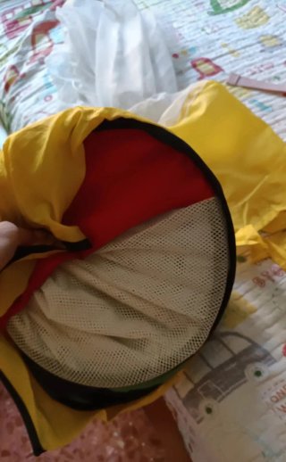 Cabaña de bolas para niños